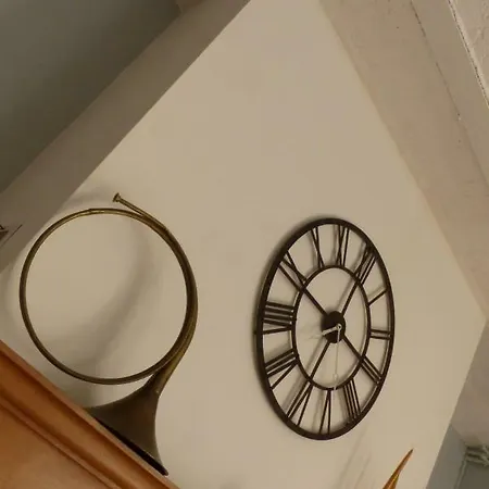 Le Pre Fleuri לינה וארוחת בוקר